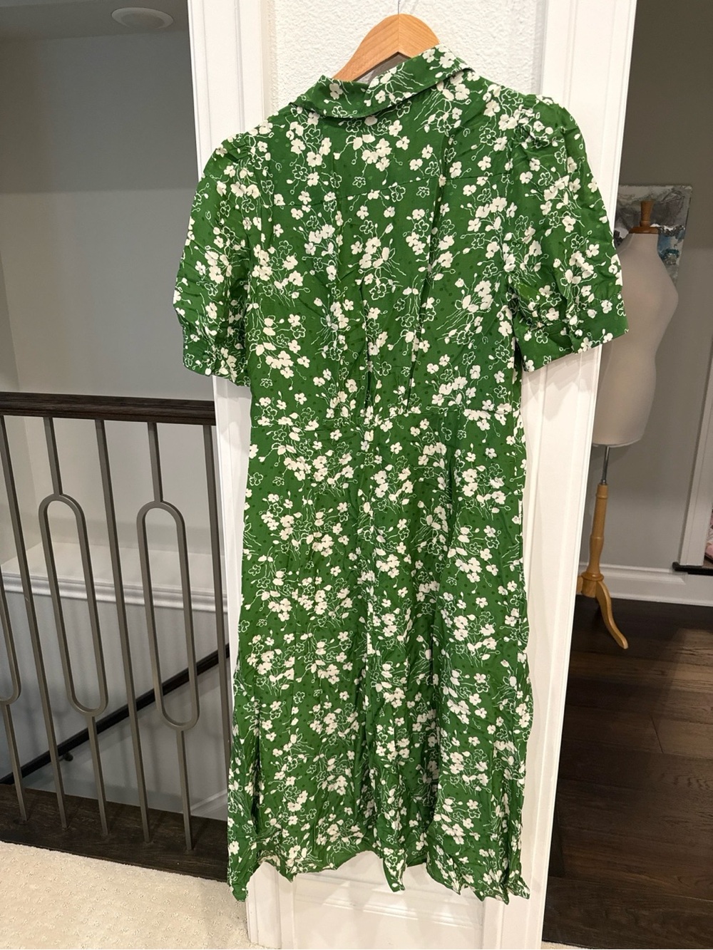 LK Bennett London Green Floral Pearl Button Midi Dress US 10 - Picture 4 of 4